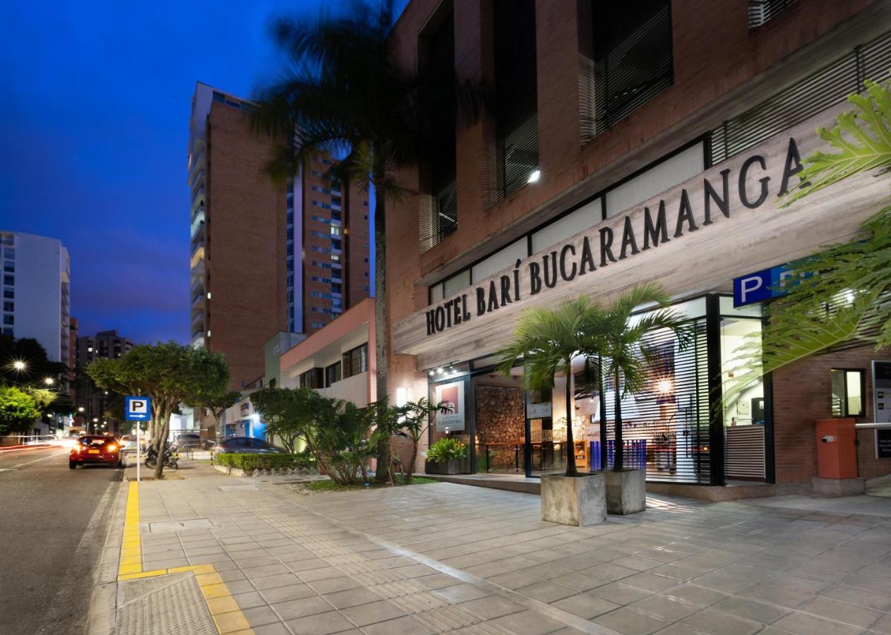 Hotel Bari บูการามังกา ภายนอก รูปภาพ