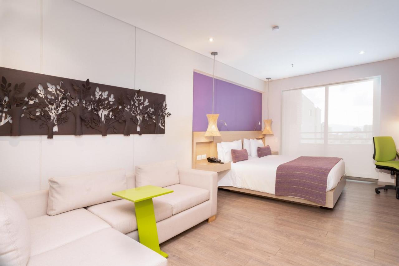 Hotel Bari บูการามังกา ภายนอก รูปภาพ