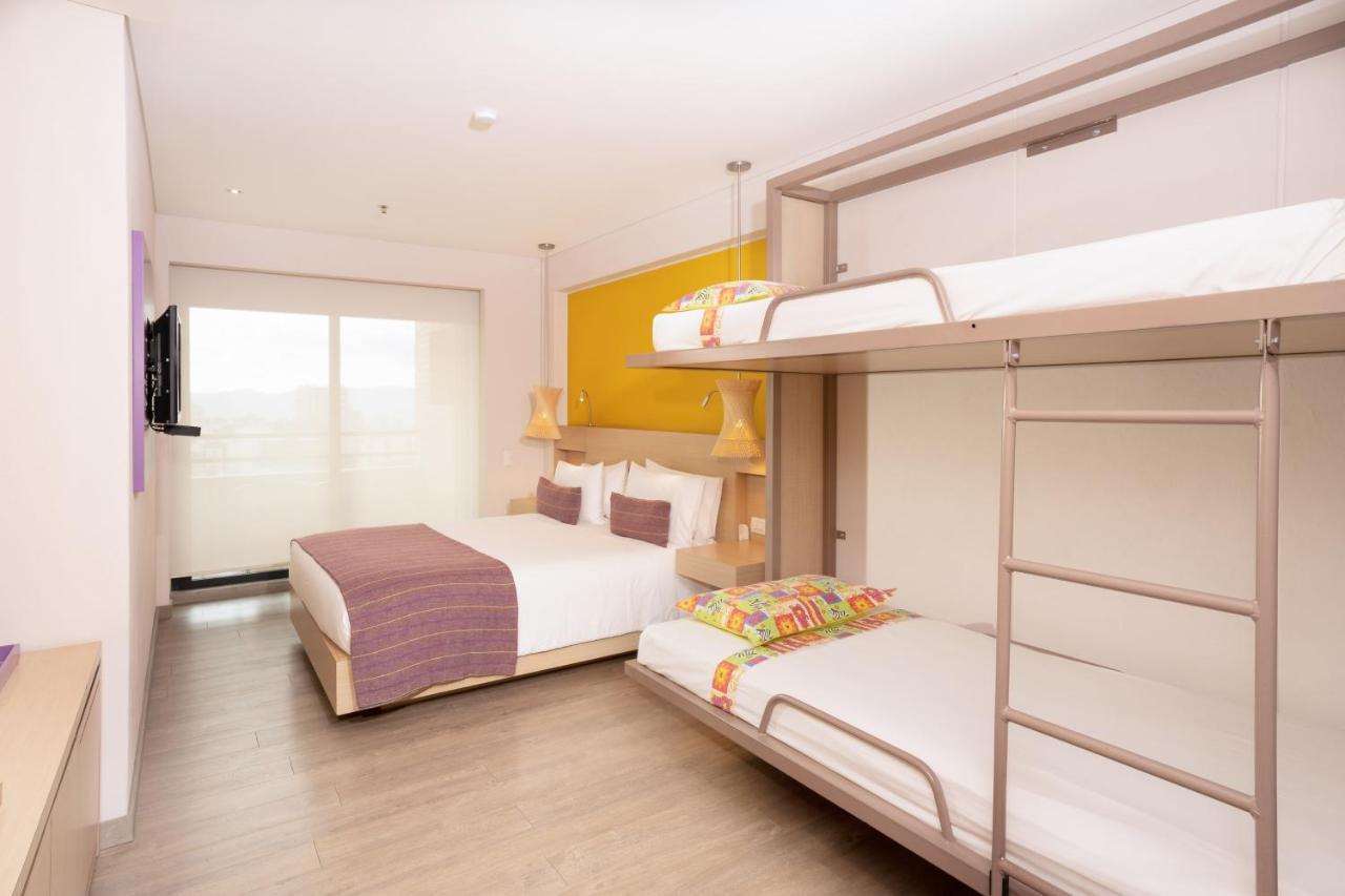 Hotel Bari บูการามังกา ภายนอก รูปภาพ