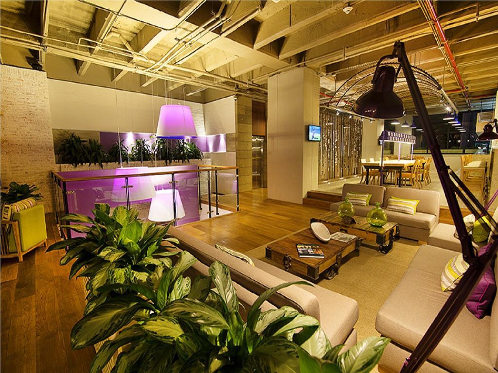 Hotel Bari บูการามังกา ภายนอก รูปภาพ