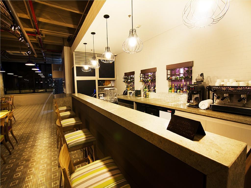 Hotel Bari บูการามังกา ภายนอก รูปภาพ