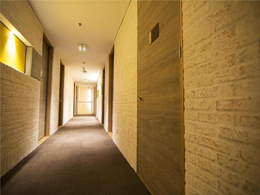 Hotel Bari บูการามังกา ภายนอก รูปภาพ