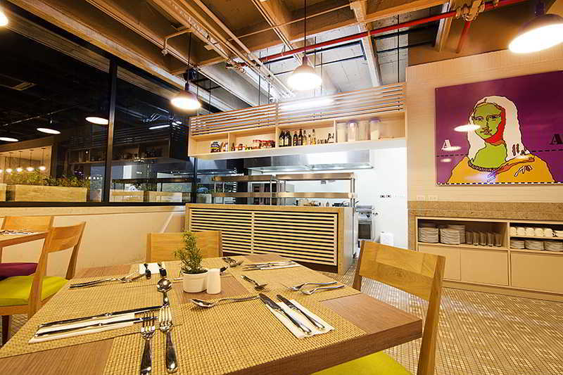Hotel Bari บูการามังกา ภายนอก รูปภาพ