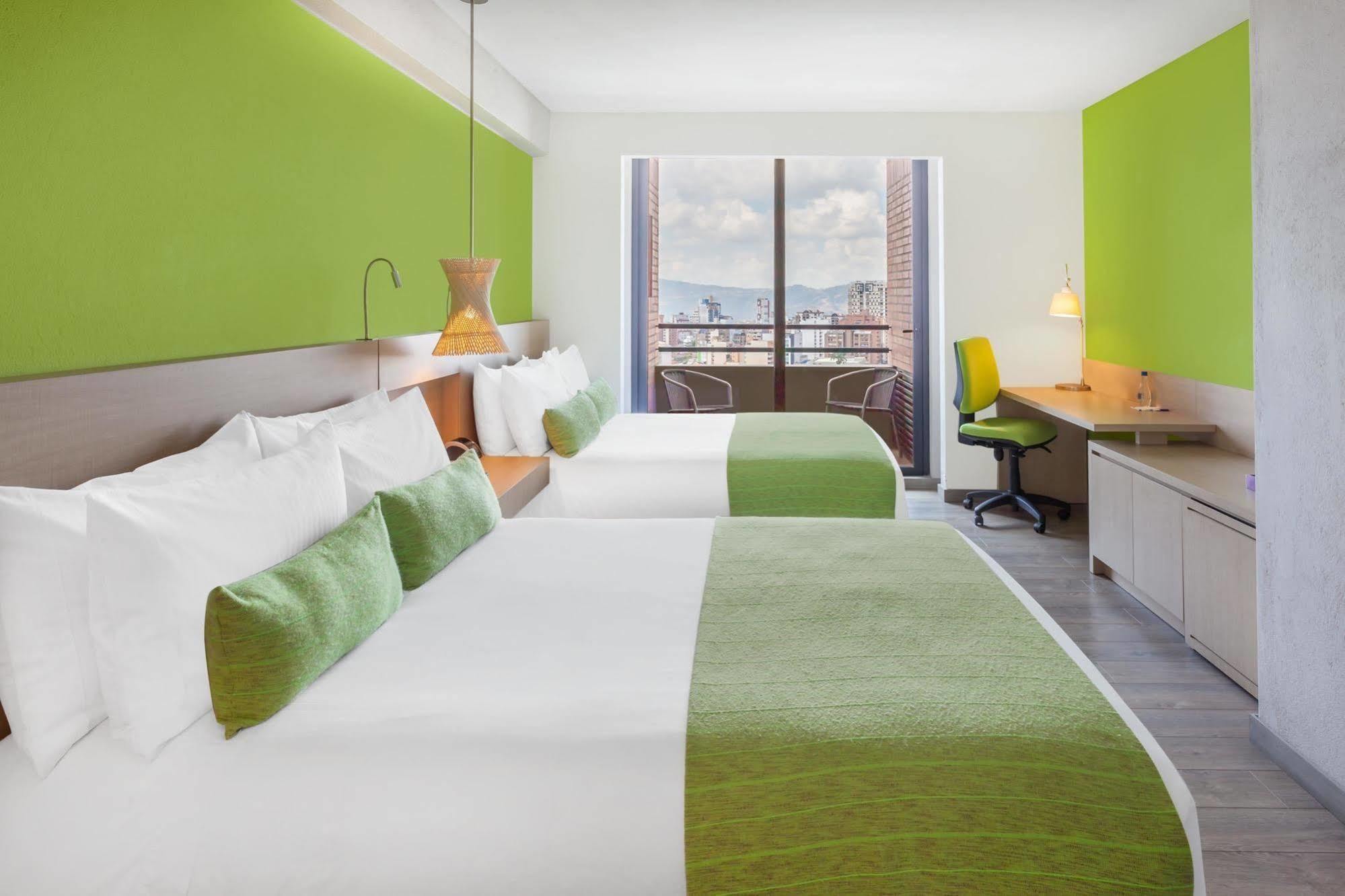 Hotel Bari บูการามังกา ภายนอก รูปภาพ