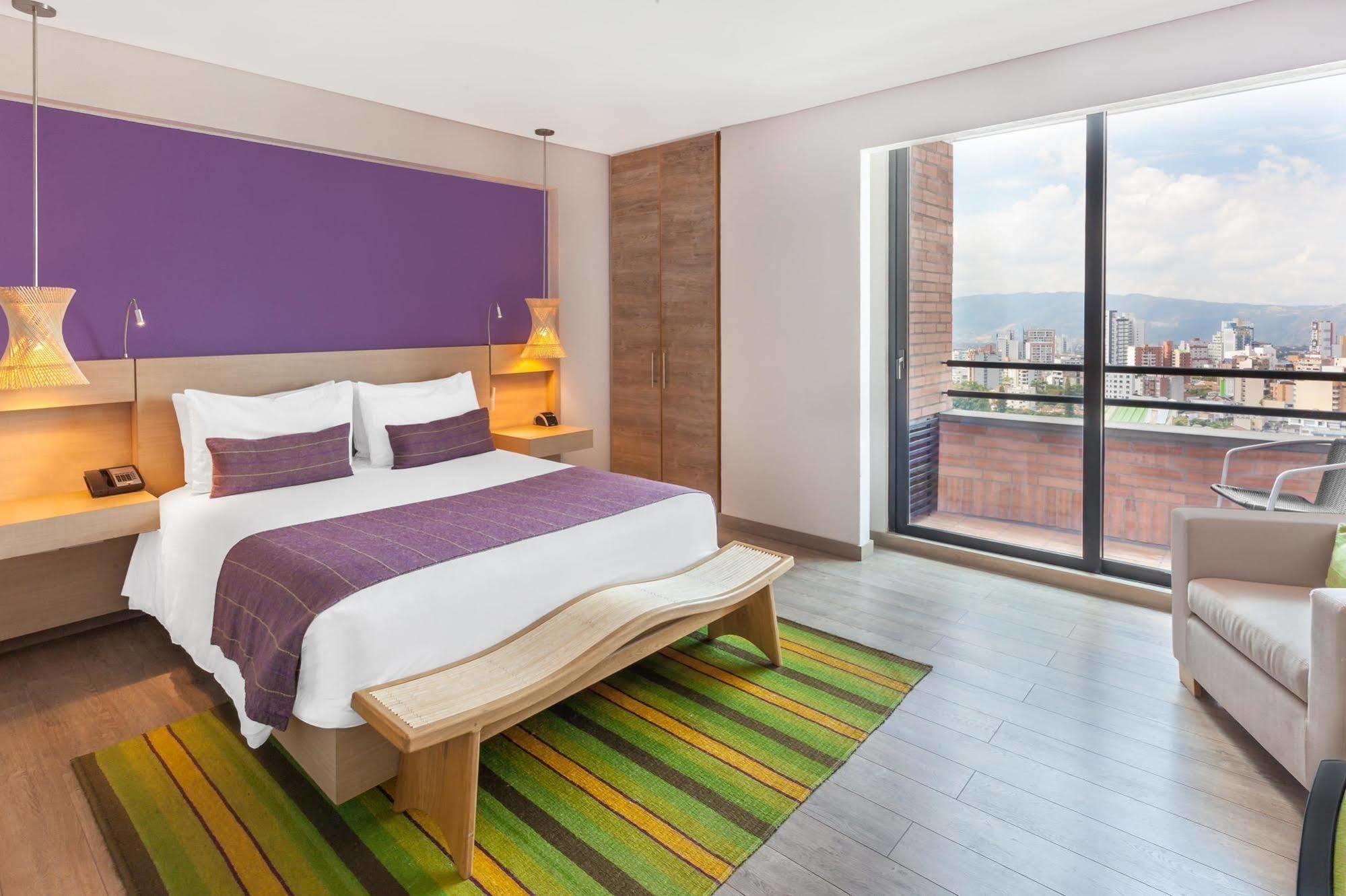 Hotel Bari บูการามังกา ภายนอก รูปภาพ