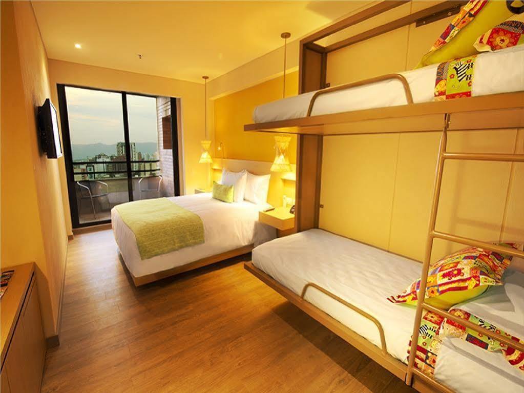 Hotel Bari บูการามังกา ภายนอก รูปภาพ